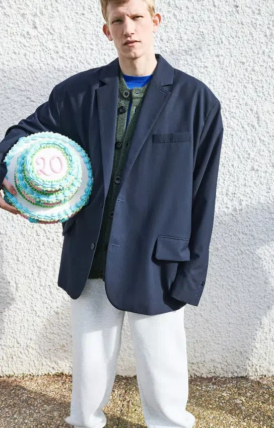 Giacca unisex Ayani - 20 anni Codice articolo: AYA15A20H26