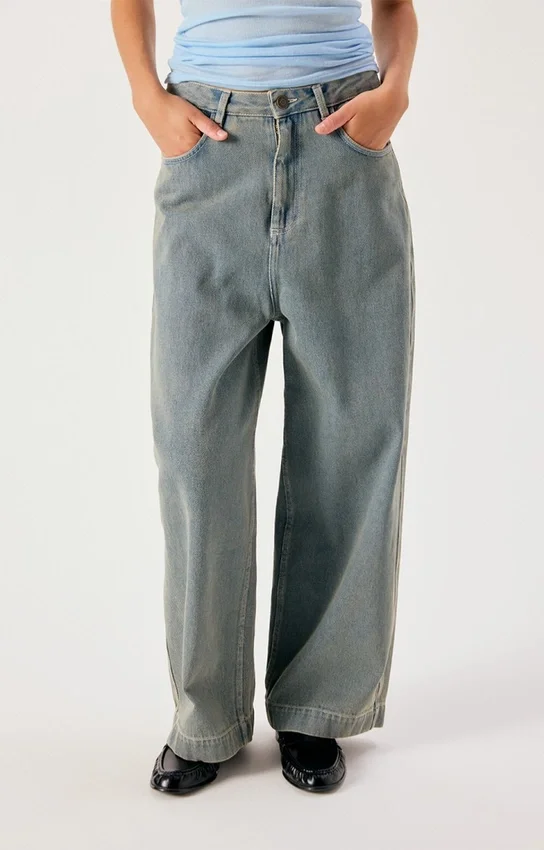 Jeans da donna dal taglio ampio Arlow Codice: ARL11AH26