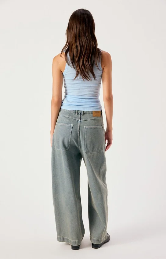 Jeans da donna dal taglio ampio Arlow Codice: ARL11AH26
