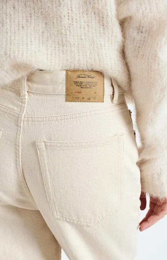 Jeans dritti da donna Tineborow Codice articolo: TINE195H26